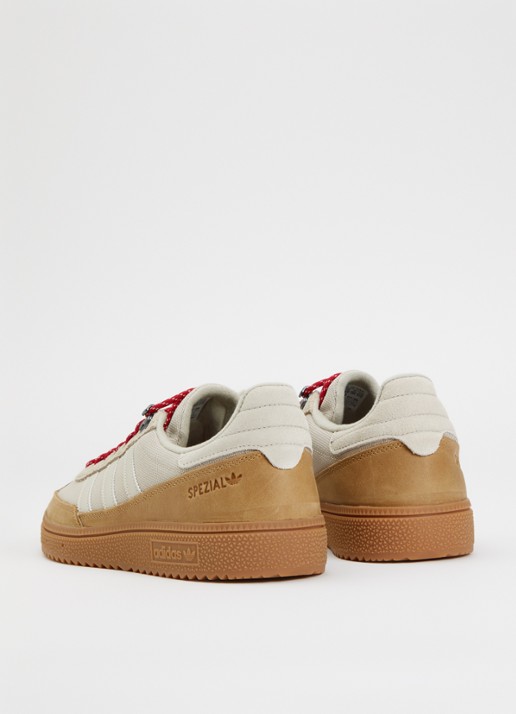 Adidas Handball Spezial WTR sneaker met details van suède - achterkant beige