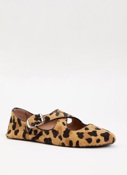 Alaïa Ballerina van kalfsleer met panterprint - voorkant 5 camel