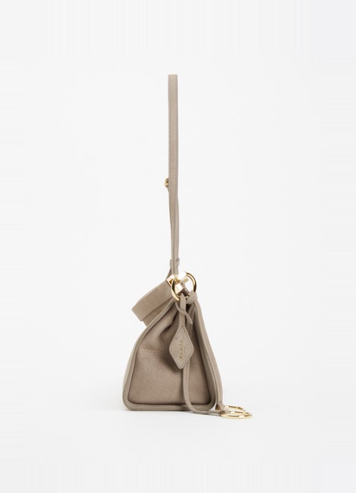 Alaïa Le Click East West Medium schoudertas van nubuck - detail 4 taupe