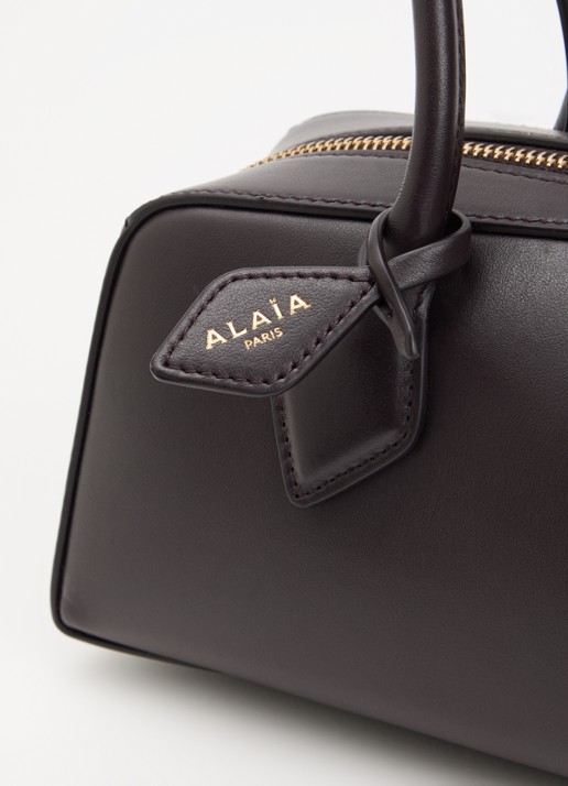 Alaïa Le Teckel Medium schoudertas van geitenleer - detail 4 cognac