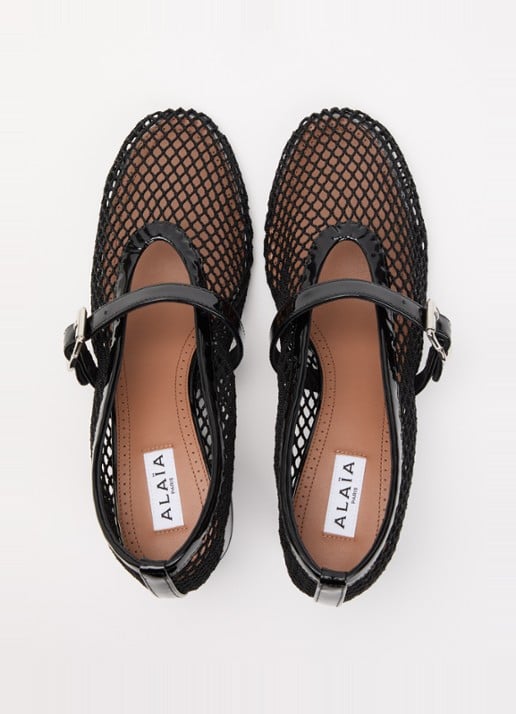 Alaïa Mary Jane pump met opengewerkt dessin met details van leer  - detail 2 zwart