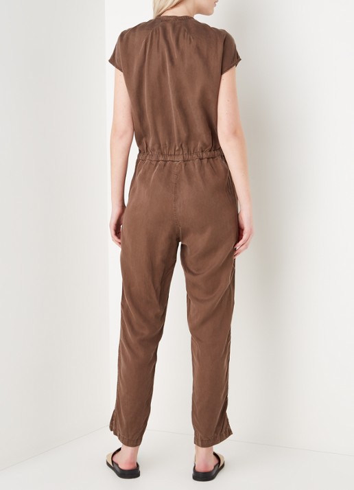 alchemist Hali slim fit jumpsuit van lyocell met borstzak - achterkant bruin