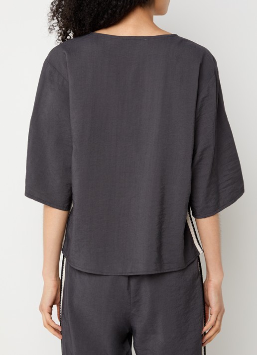 alchemist Romi T-shirt met V-hals - achterkant 3 antraciet