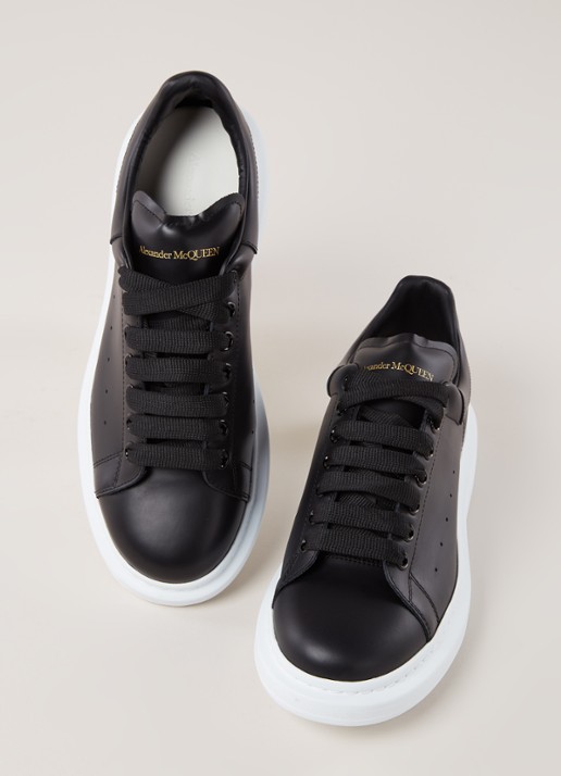 Alexander McQueen Oversized sneaker van kalfsleer - detail 4 zwart