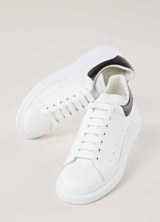 Alexander McQueen Oversized sneaker van kalfsleer - detail 4 wit