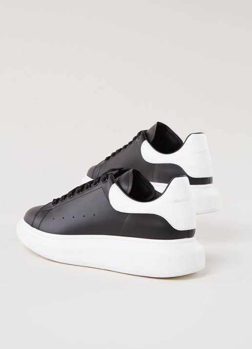Alexander McQueen Oversized sneaker van kalfsleer - detail 3 zwart