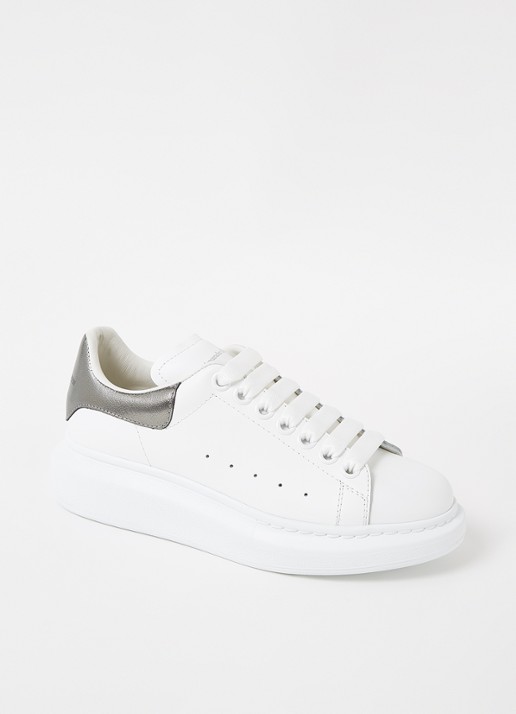 Alexander McQueen Oversized sneaker van kalfsleer - voorkant 6 wit
