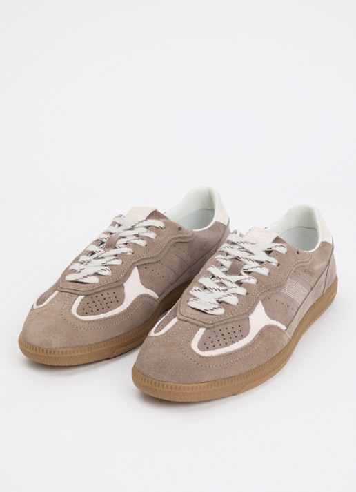 ALOHAS Tb.490 Rife sneaker van suède - detail taupe