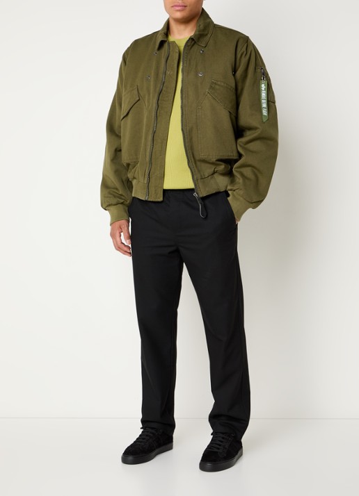 Alpha Industries CWU-45/P D-Tec gewatteerd bomberjack met capuchon - voorkant 3 olijfgroen