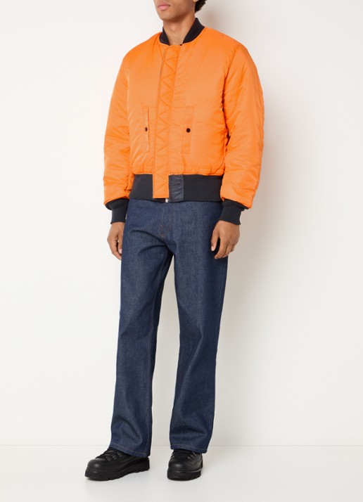 Alpha Industries MA-1 Heritage reversible gewatteerd bomberjack met klepzakken - voorkant 3 antraciet