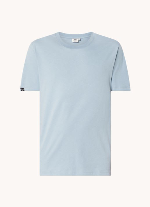 America Today Eric T-shirt van katoen - voorkant lichtblauw
