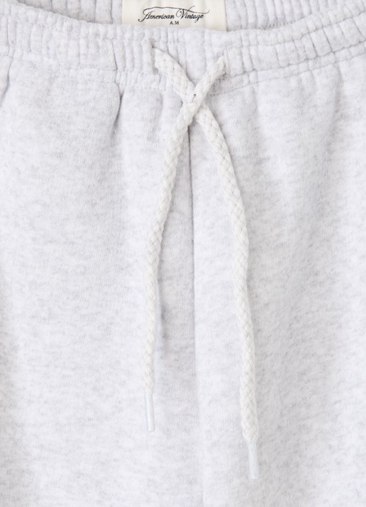 American Vintage Baptown tapered fit joggingbroek met logo - detail lichtgrijs