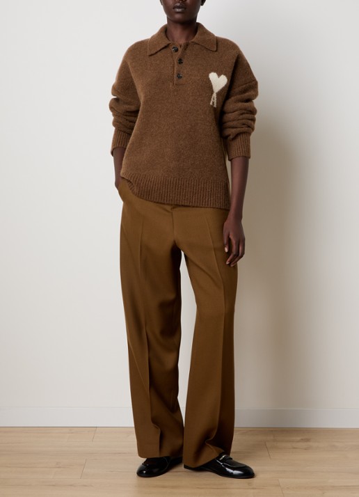 AMI Paris Fijngebreide trui in alpaca wolblend met logo - voorkant 5 bruin