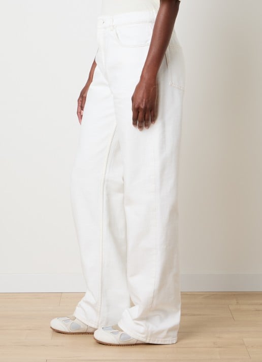 AMI Paris High waist flared jeans met gekleurde wassing - detail 4 gebroken wit