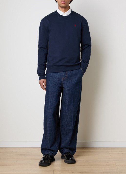 AMI Paris Sweater met logoborduring - voorkant 4 donkerblauw