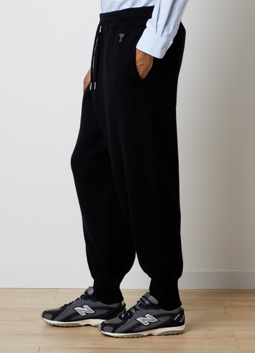 AMI Paris Tapered fit broek met steekzakken - detail 2 zwart