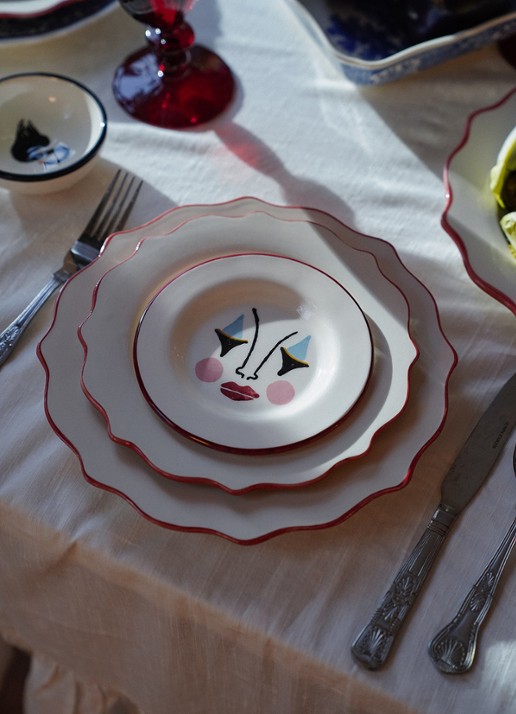 Anna + Nina Carmine dinerbord 26 cm - voorkant 5 roze