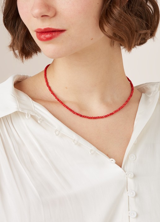 Anna + Nina Coral ketting met  verguld detail - voorkant 2 rood