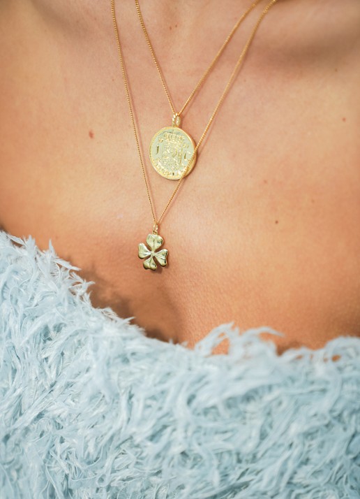 Anna + Nina Fortunate Coin hanger verguld - voorkant 3 goud