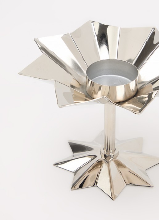 Anna + Nina Frilly Argent waxinelichthouder - voorkant 2 zilver