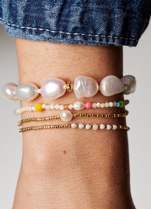 ANNI LU Big Stellar parel armband  - detail 4 goud