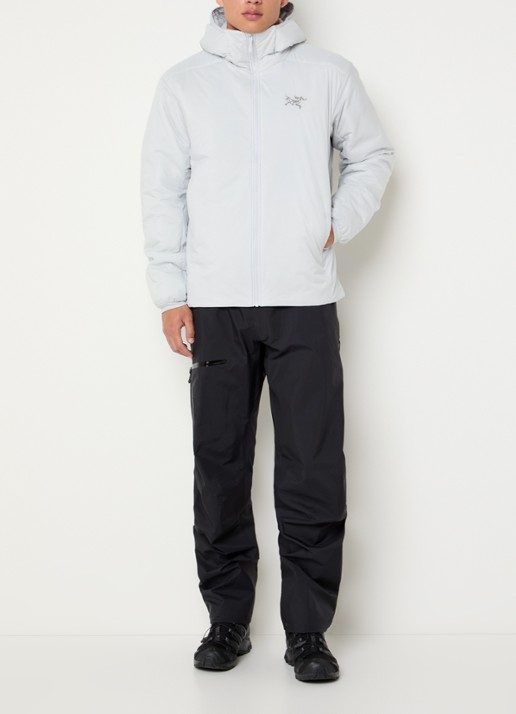 Arc'teryx Atom SV gewatteerd jack met capuchon en ritszakken - voorkant 3 lichtgrijs
