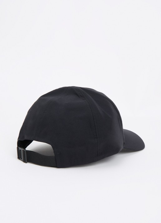 Arc'teryx Bird Word pet met logoborduring - detail zwart