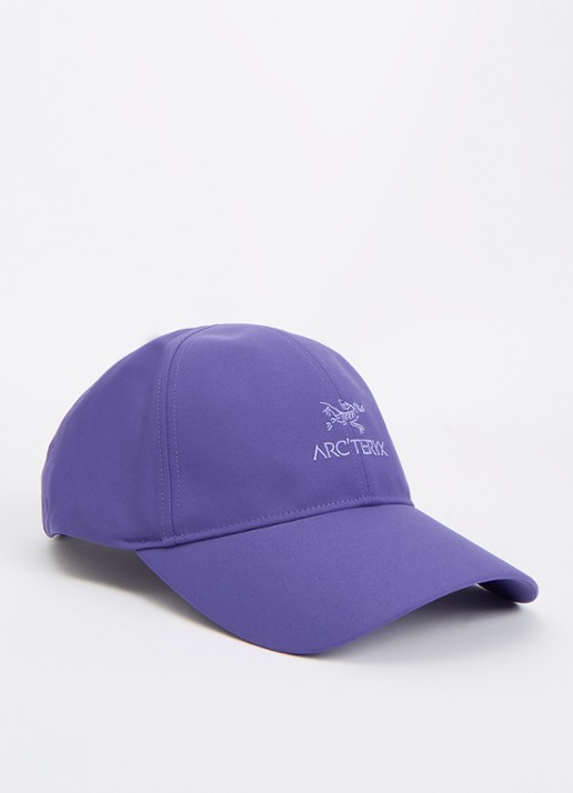 Arc'teryx Bird Word pet met logoborduring - voorkant paars
