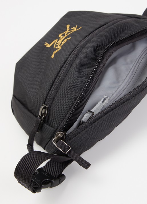 Arc'teryx Crossbodytas met logoborduring - detail 2 zwart