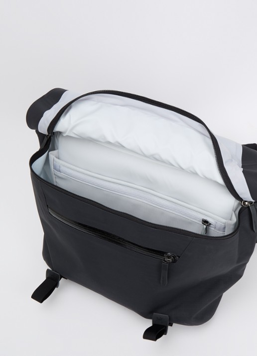Arc'teryx Granville 10 schoudertas met verstelbare schouderriem - detail 3 antraciet