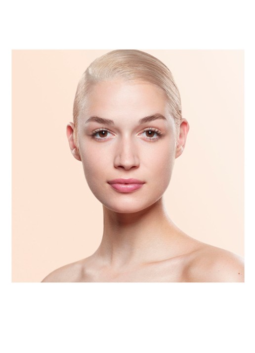 Armani Beauty Luminous Silk Foundation - detail 4 4.5
