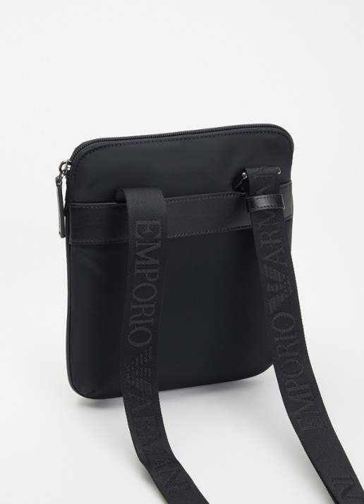Armani Crossbodytas met logo  - achterkant 2 zwart
