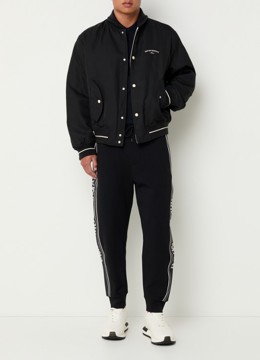 Armani Gewatteerd bomberjack met logoborduring  - voorkant 2 zwart
