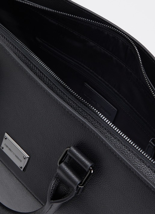 Armani Handtas van leer met afneembare schouderriem - detail 2 zwart