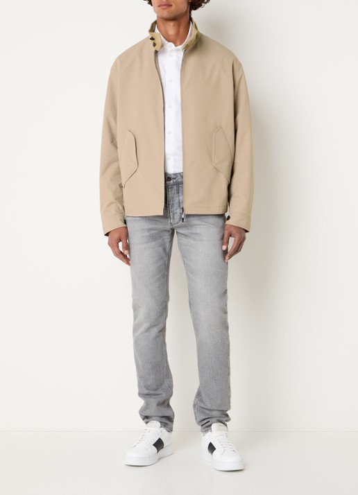 Armani Jack met klepzakken - voorkant 4 beige
