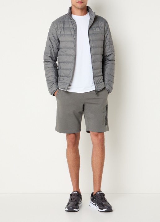 Armani Loose fit korte joggingbroek met logo - voorkant 2 middengrijs