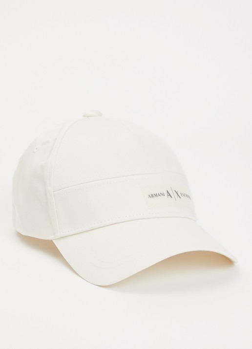 Armani Pet met logo