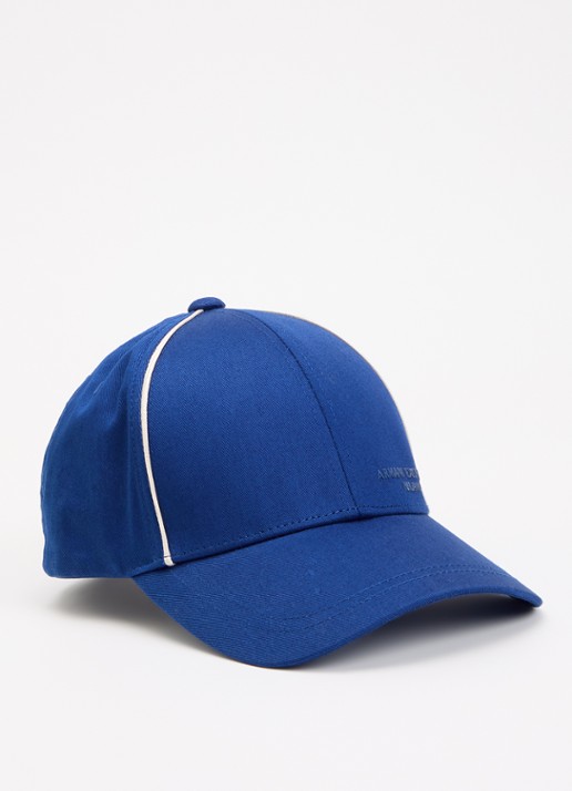 Armani Pet met logo
