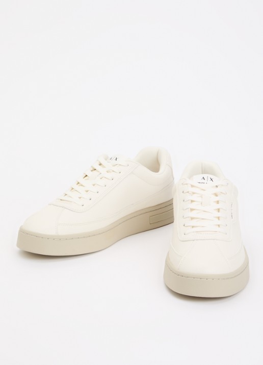 Armani Sneaker van leer met logo - detail 2 creme