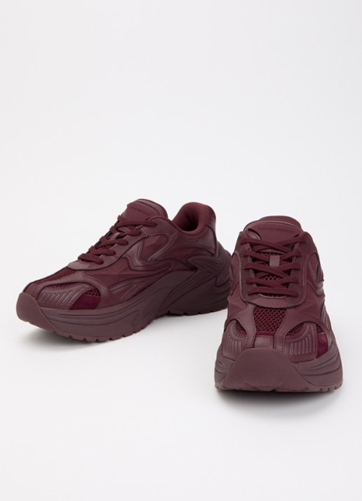 Armani Sneaker van leer met mesh details  - detail aubergine