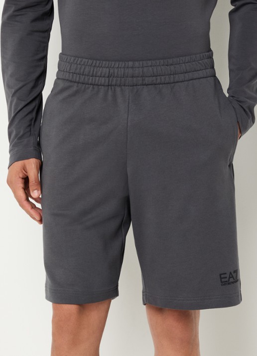 Armani Straight fit korte joggingbroek met logo  - detail 4 donkergrijs