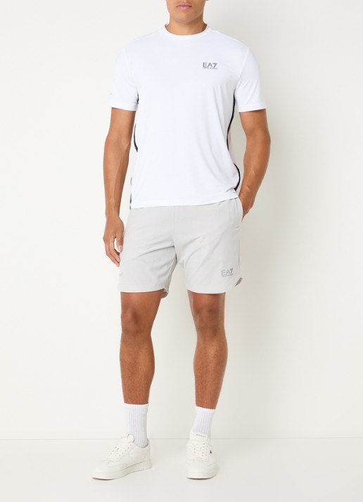 Armani Straight fit korte trainingsbroek met steekzakken - voorkant 2 lichtgrijs