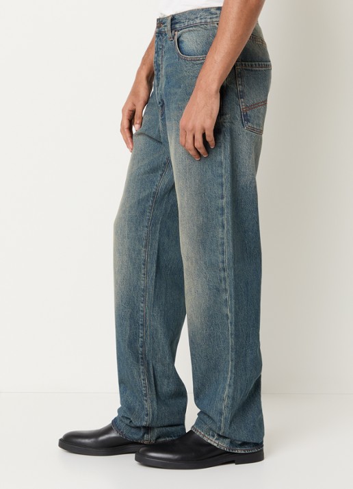 Armani Straight leg jeans met medium wassing en verwassen afwerking - detail 2 indigo
