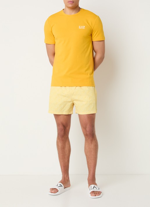 Armani T-shirt met logo - voorkant 2 geel