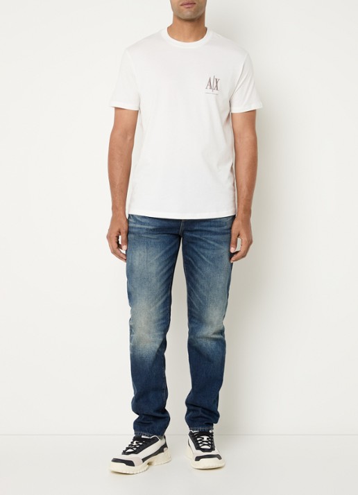 Armani T-shirt met logoborduring - voorkant 3 gebroken wit