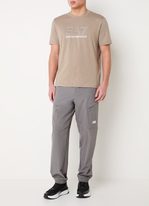 Armani T-shirt met logoprint - voorkant 3 donkerbeige