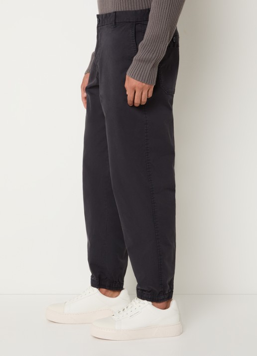 Armani Tapered fit broek met steekzakken - detail 4 donkerblauw