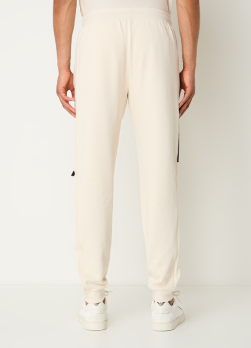 Armani Tapered fit joggingbroek met logo en steekzakken - achterkant 5 beige