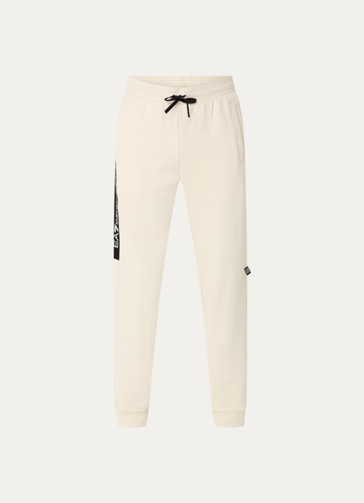 Armani Tapered fit joggingbroek met logo en steekzakken - voorkant 3 beige