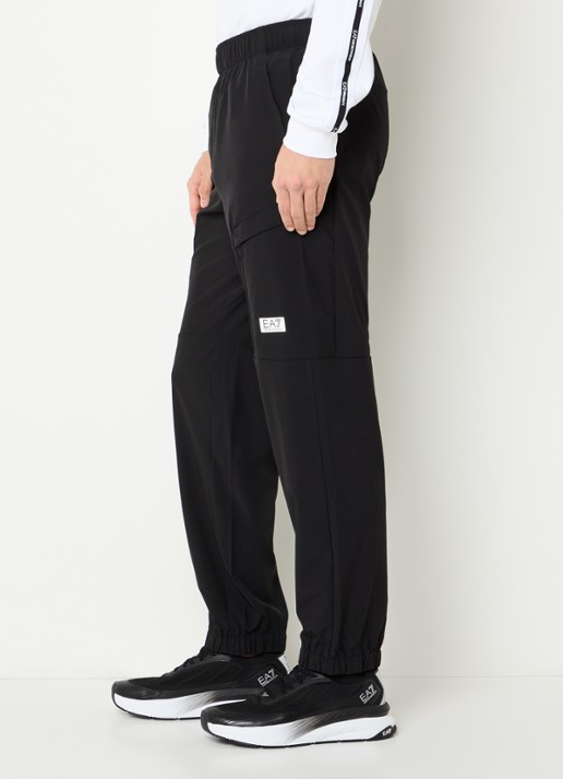 Armani Tapered fit trainingsbroek met logo - detail 2 zwart